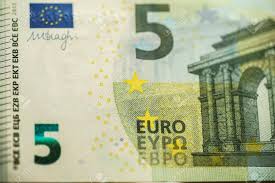 5 Euros banknote (First series)