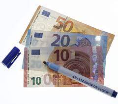 Bolígrafo de dinero falso cerca de mí