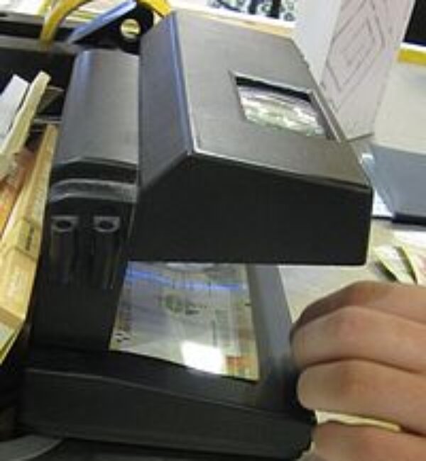 counterfeit money printer